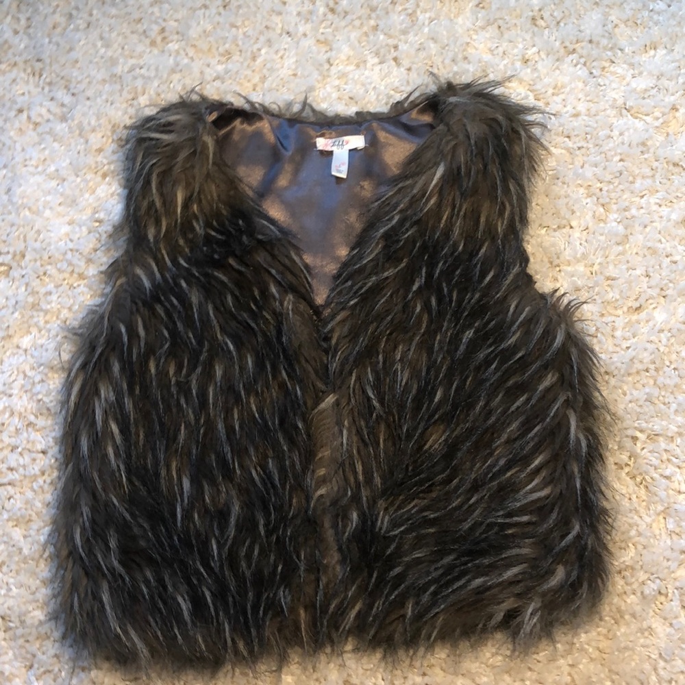 Fluffy vest